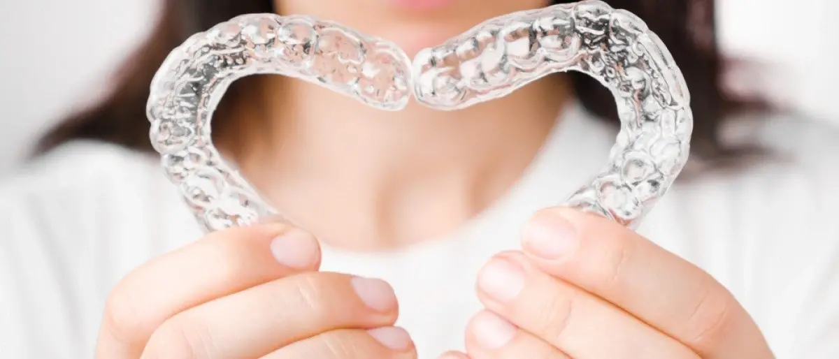 Лечение с помощью Invisalign